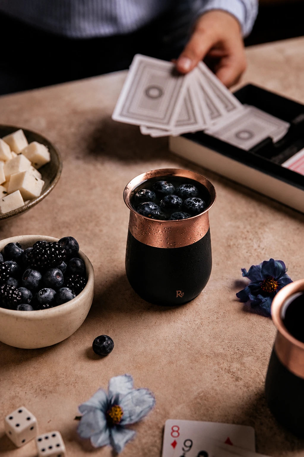 Pack 4 Vasos Cachai Black + Jarro Llaima Black